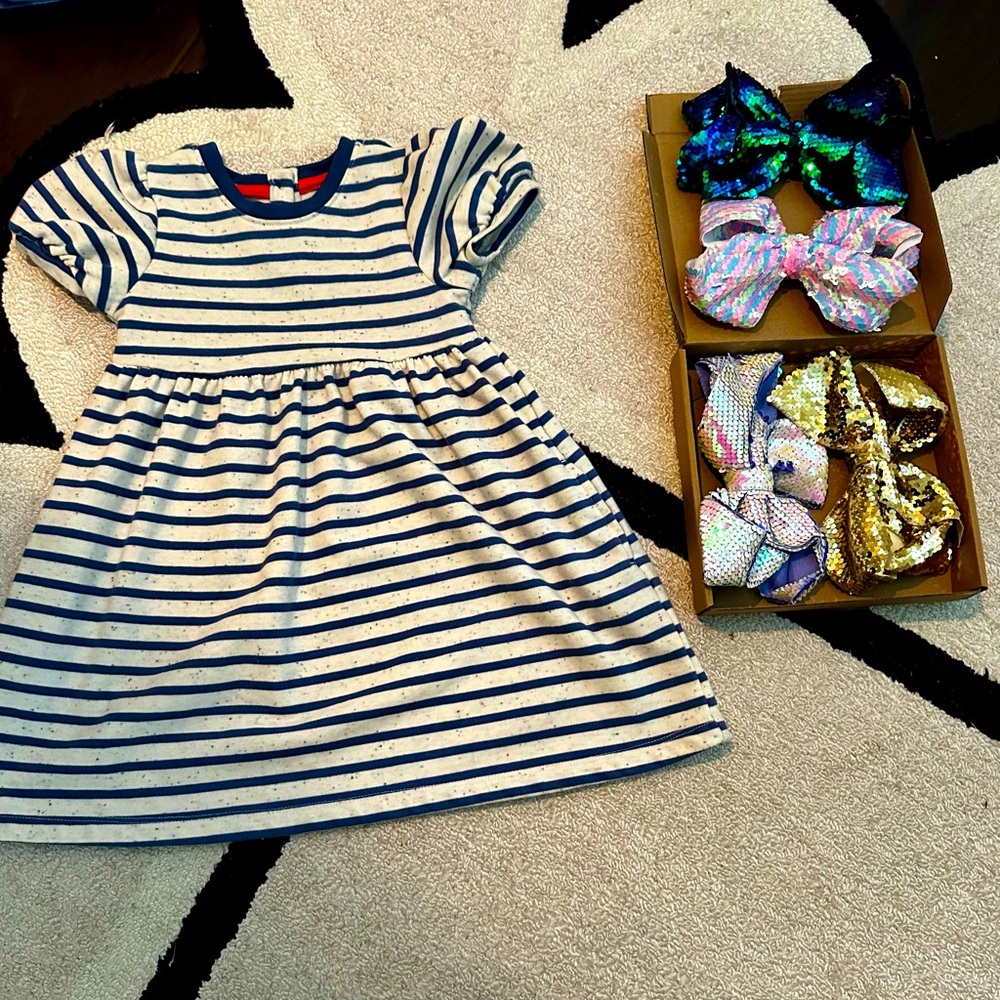 Cat and jack 4t little girl dress and 4/ 8” sequin bows!
